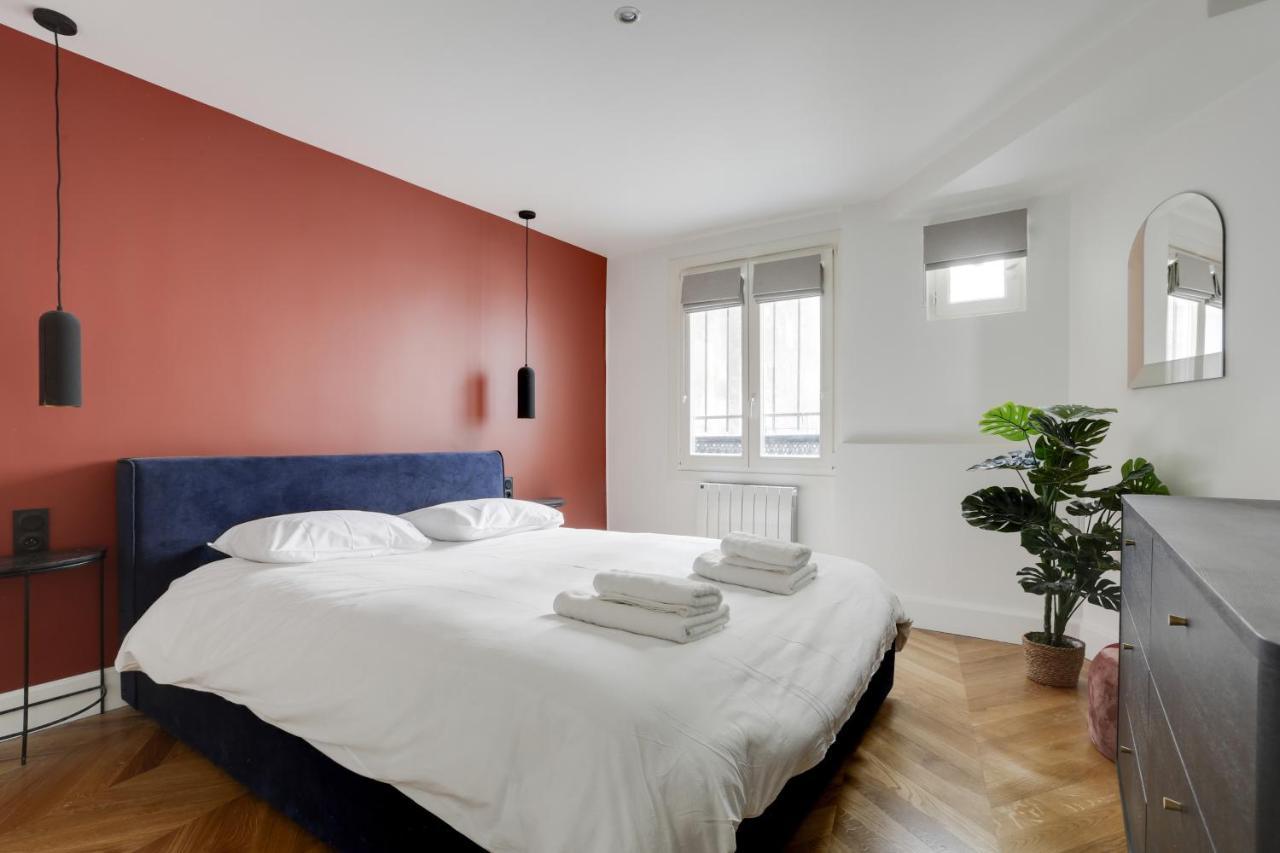 Apartment In The Heart Of In Sentier Paris